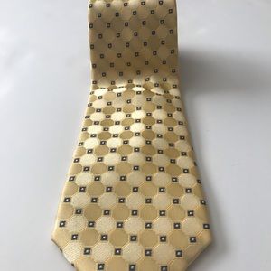 Tommy Hilfiger 100% silk yellow tie